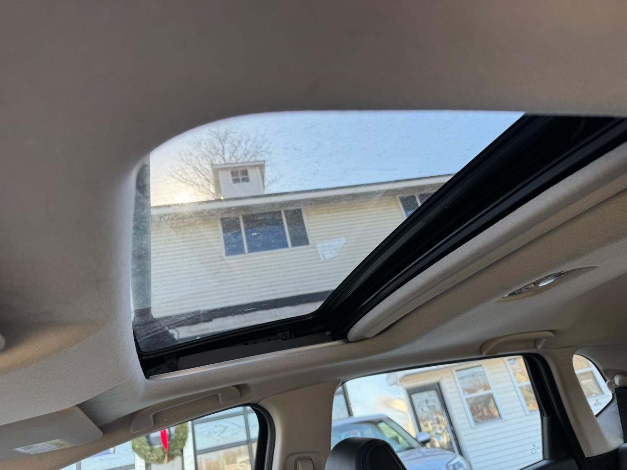 Honda Fit 5dr HB CVT EX-L 2015