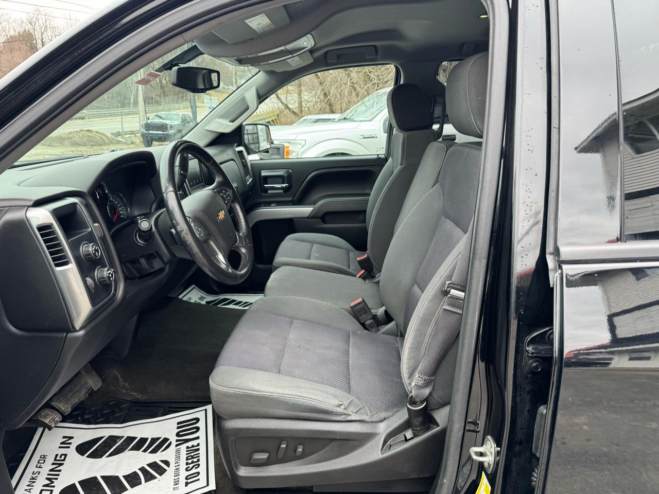 Chevrolet Silverado 1500 4WD Double Cab 143.5" LT w/2LT 2015