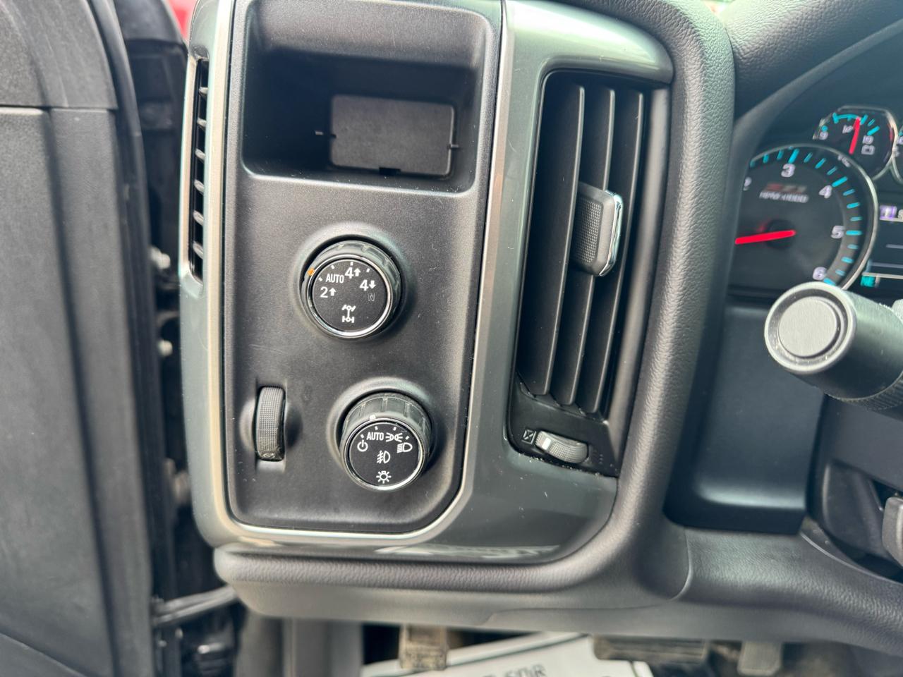 Chevrolet Silverado 1500 4WD Double Cab 143.5" LT w/2LT 2015