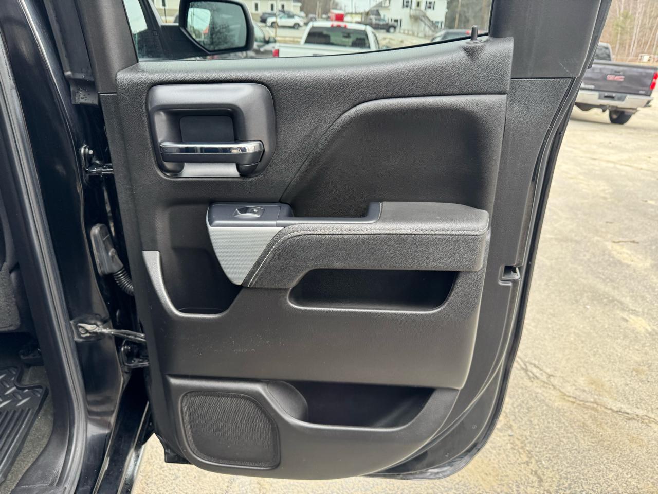 Chevrolet Silverado 1500 4WD Double Cab 143.5" LT w/2LT 2015