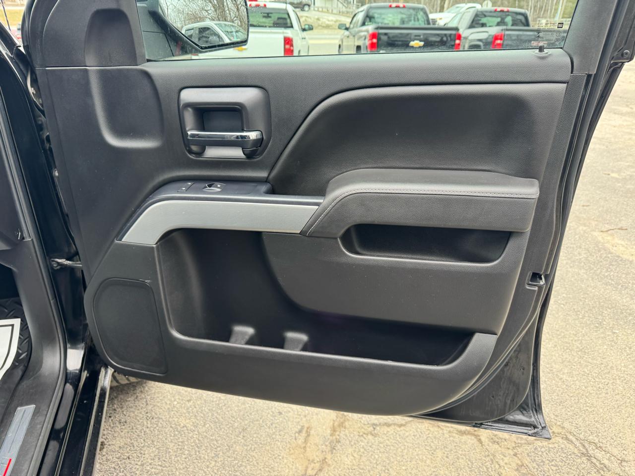 Chevrolet Silverado 1500 4WD Double Cab 143.5" LT w/2LT 2015