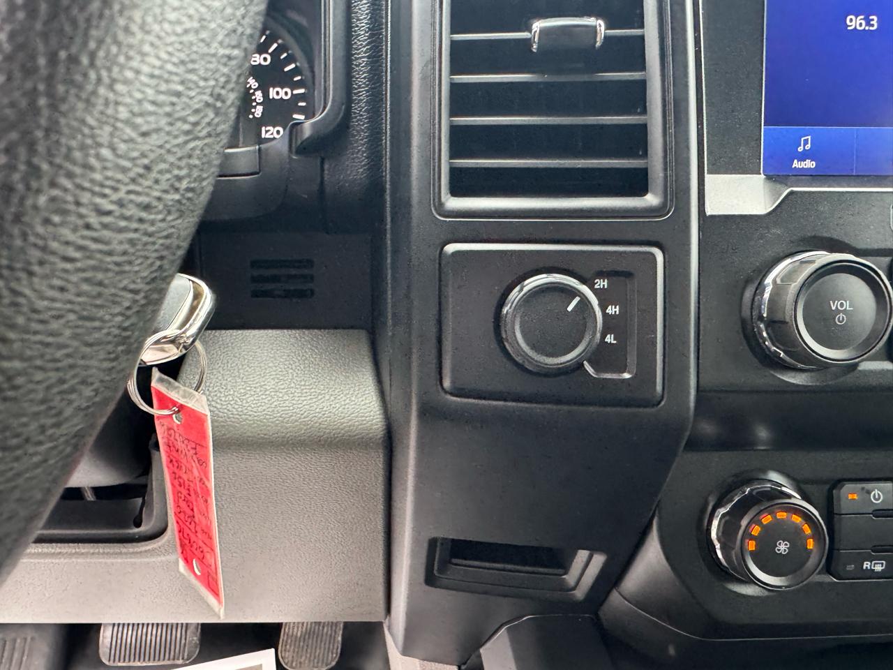 Ford F-150 Supercab 133" STX 4WD 2020