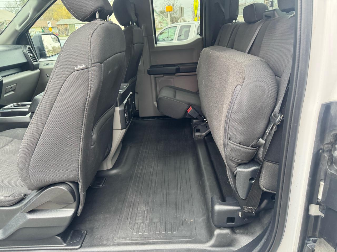 Ford F-150 Supercab 133" STX 4WD 2020