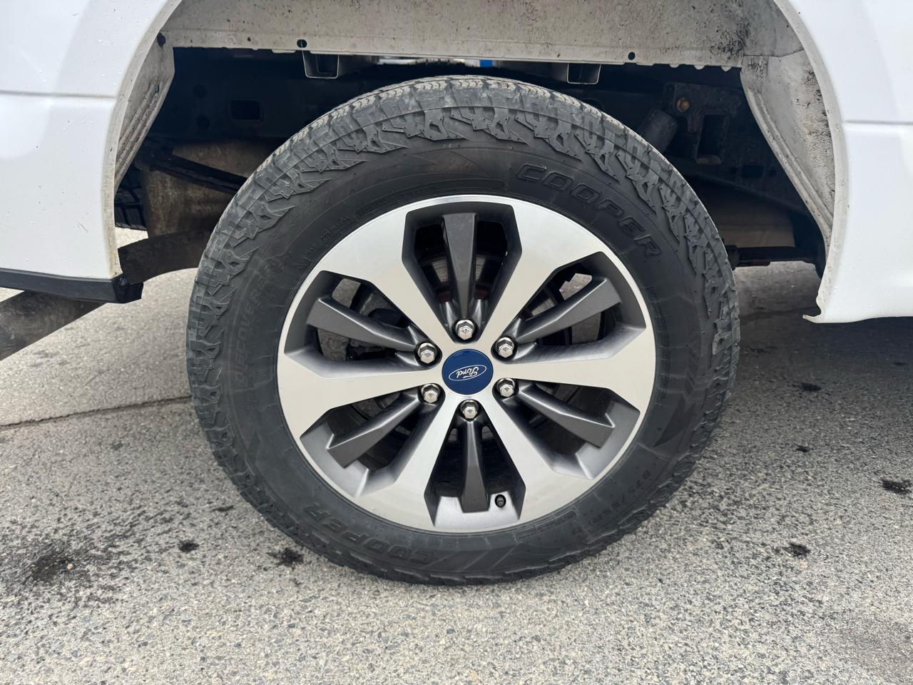 Ford F-150 Supercab 133" STX 4WD 2020