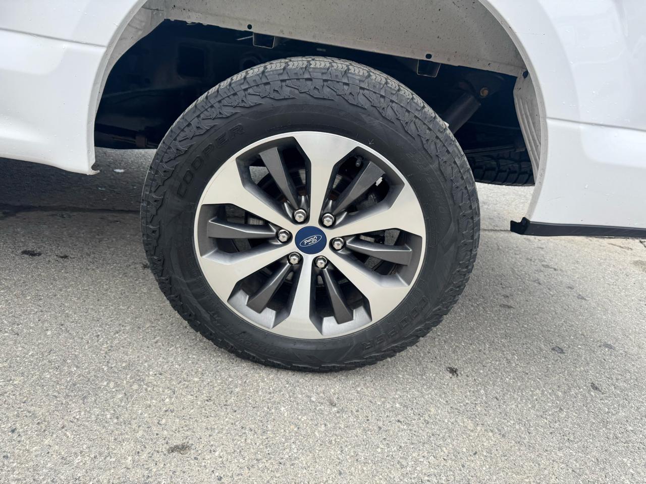 Ford F-150 Supercab 133" STX 4WD 2020