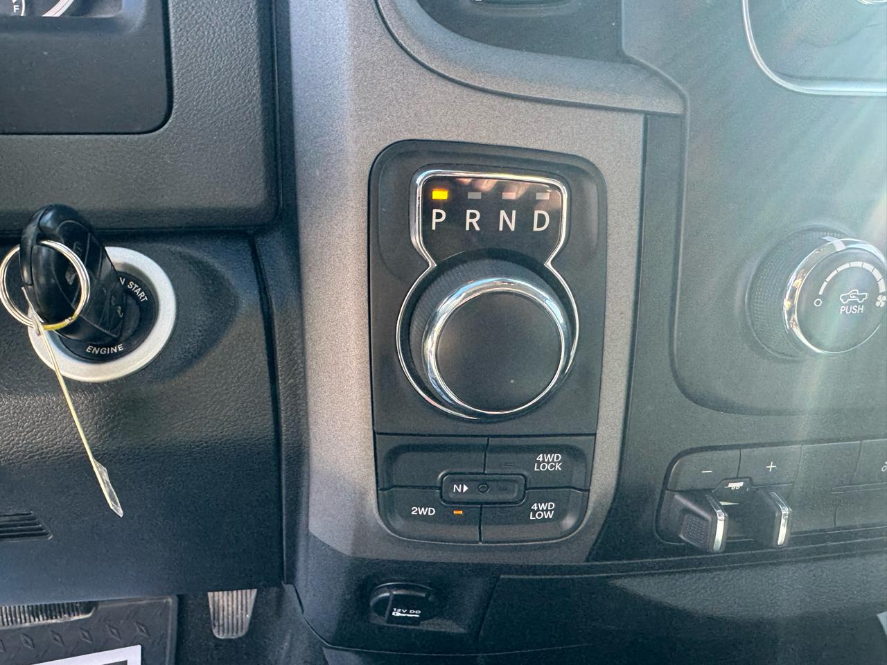 RAM 1500 Express 4x4 Quad Cab 6'4" Box 2018