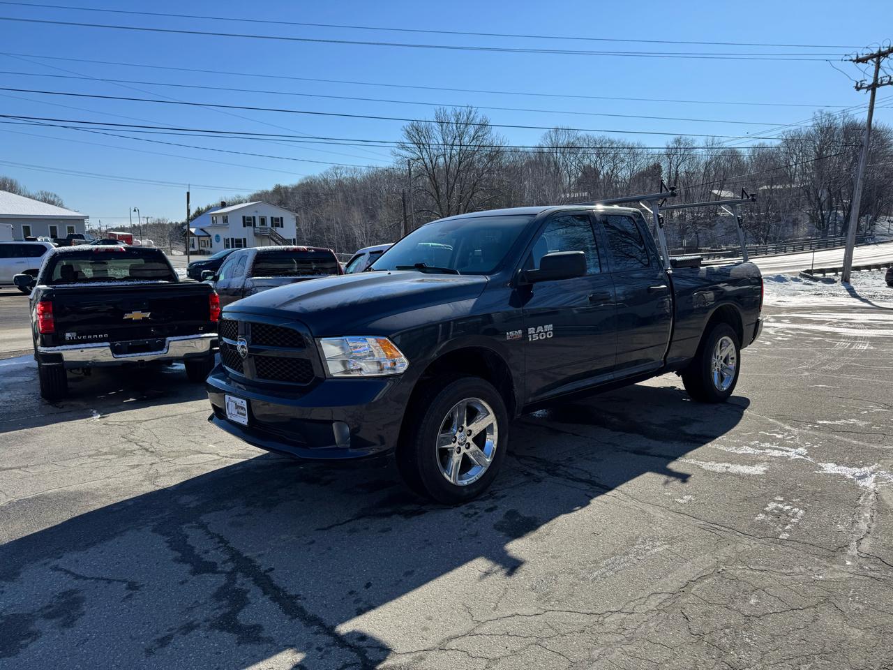 2018 RAM 1500 Express 4x4 Quad Cab 6'4" Box