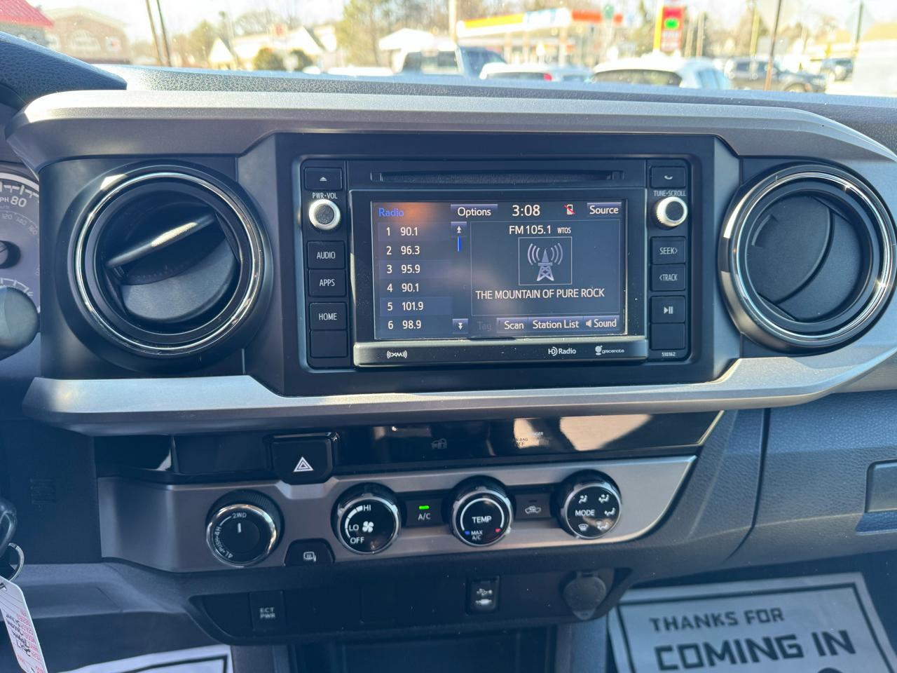 Toyota Tacoma SR5 Access Cab 6' Bed V6 4x4 AT (Natl) 2017