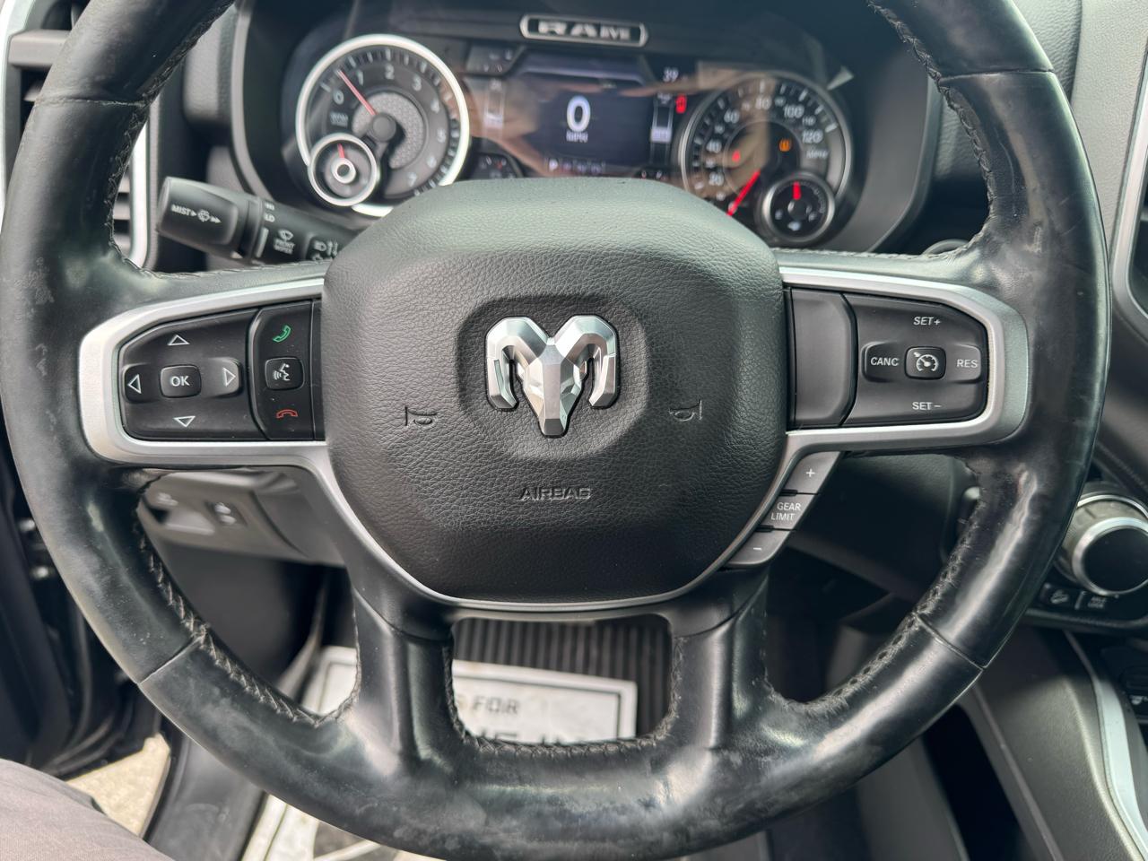 RAM 1500 Big Horn/Lone Star 4x4 Crew Cab 5'7" Box 2019