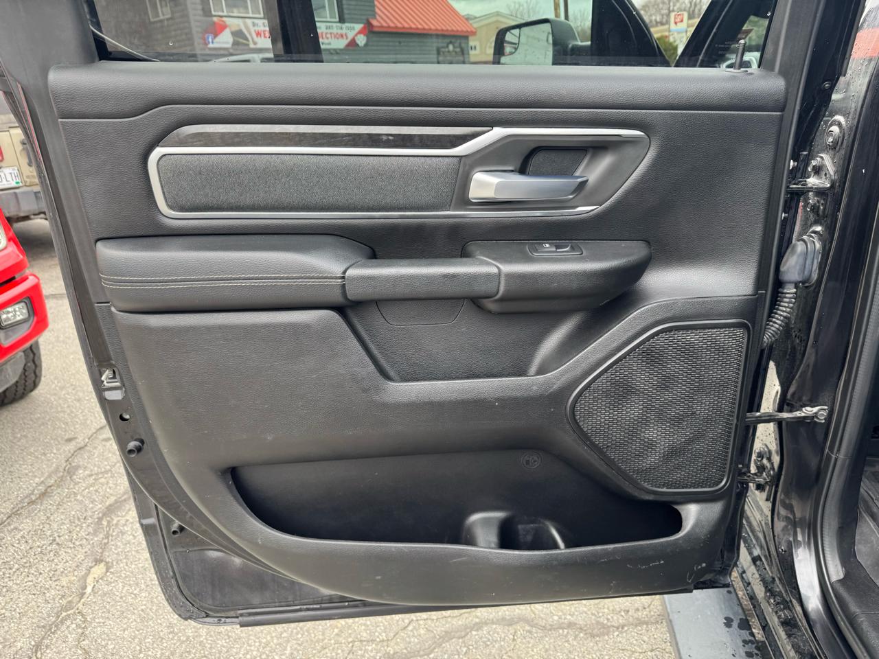 RAM 1500 Big Horn/Lone Star 4x4 Crew Cab 5'7" Box 2019