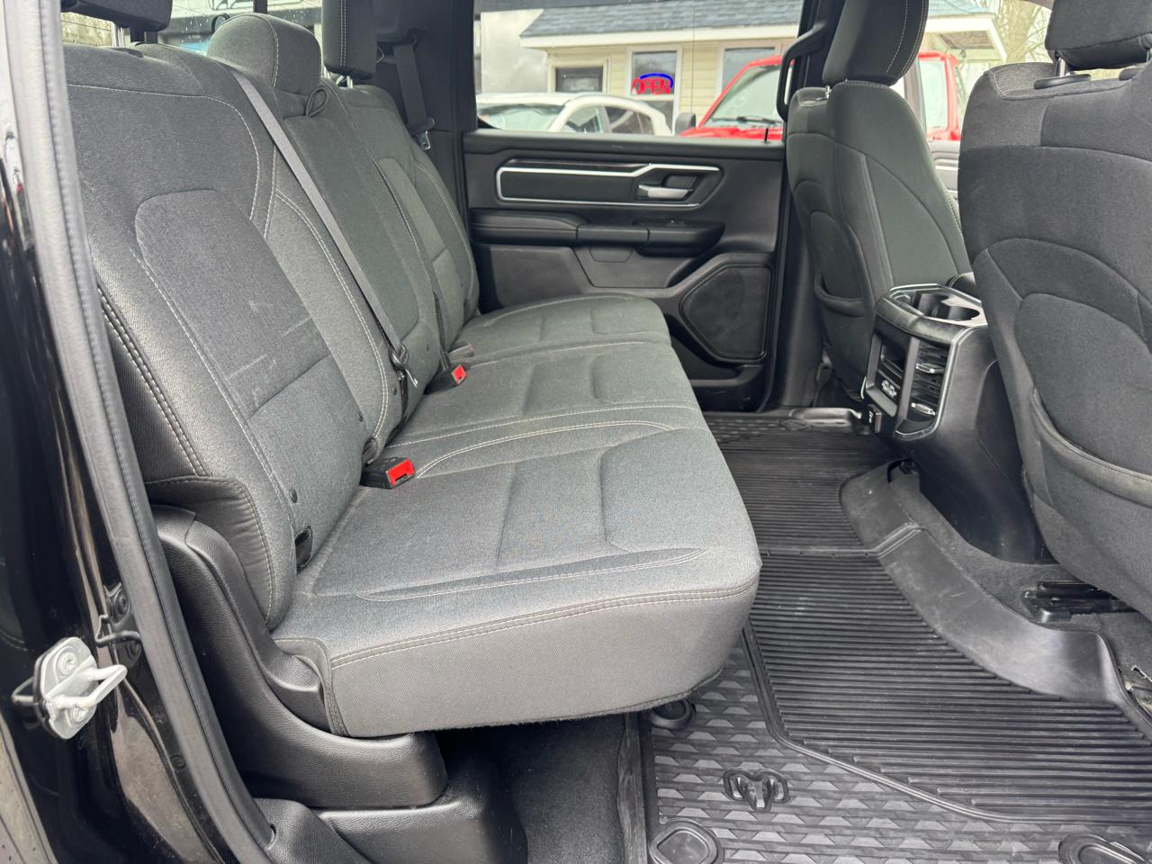 RAM 1500 Big Horn/Lone Star 4x4 Crew Cab 5'7" Box 2019