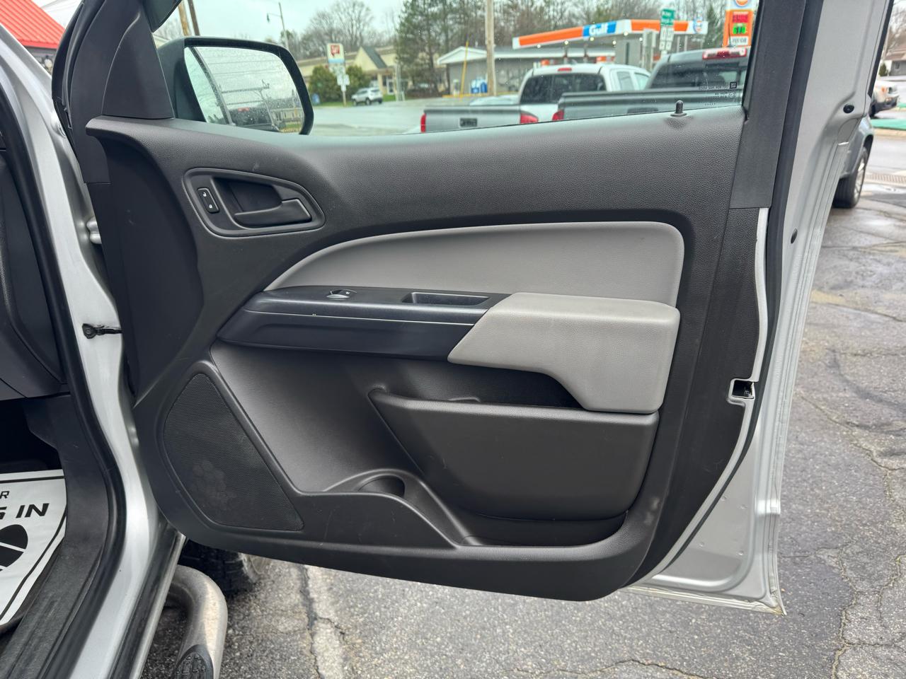 Chevrolet Colorado 4WD Crew Cab 128.3" WT 2016