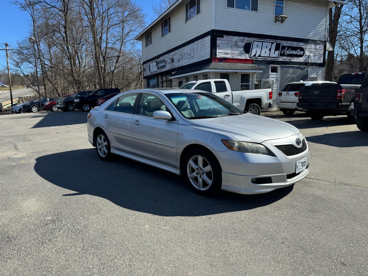 Toyota Camry 4dr Sdn SE Auto (Natl) 2009