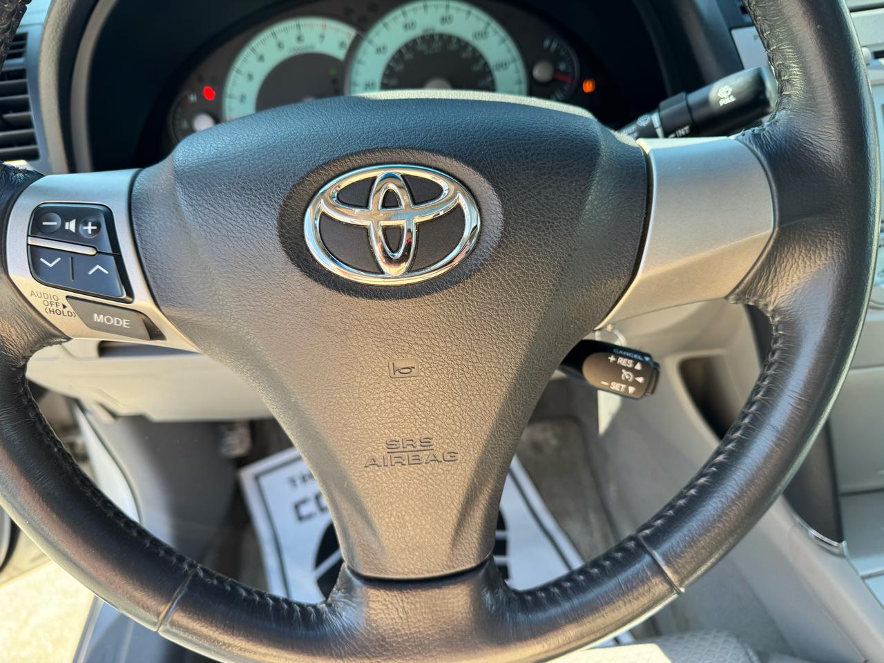 Toyota Camry 4dr Sdn SE Auto (Natl) 2009