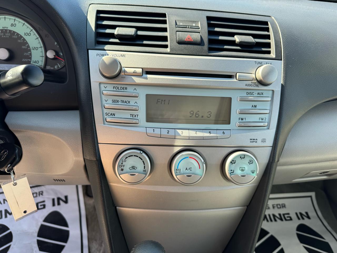 Toyota Camry 4dr Sdn SE Auto (Natl) 2009