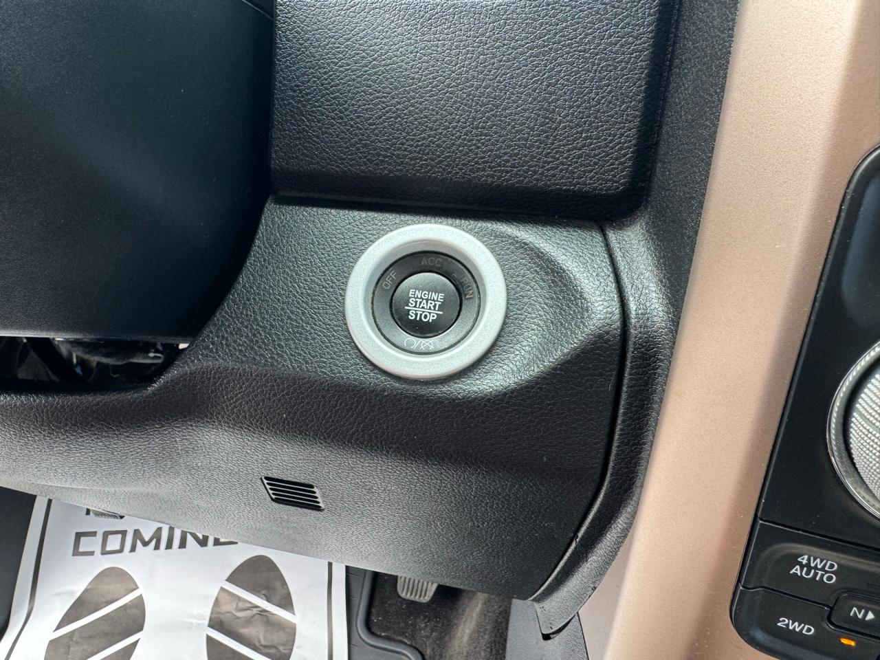 RAM 1500 Longhorn 4x4 Crew Cab 5'7" Box 2017