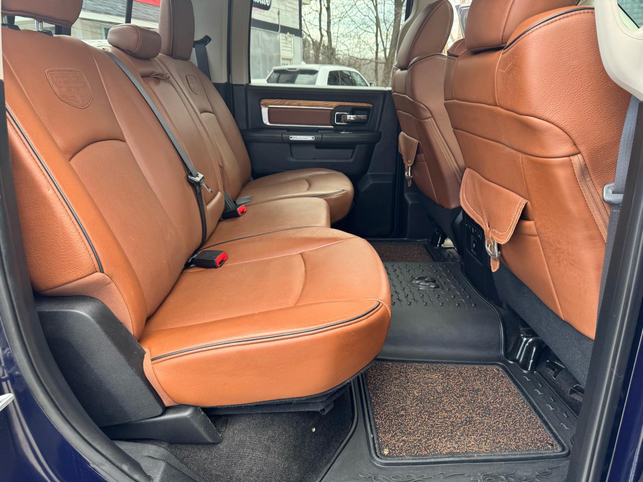 RAM 1500 Longhorn 4x4 Crew Cab 5'7" Box 2017