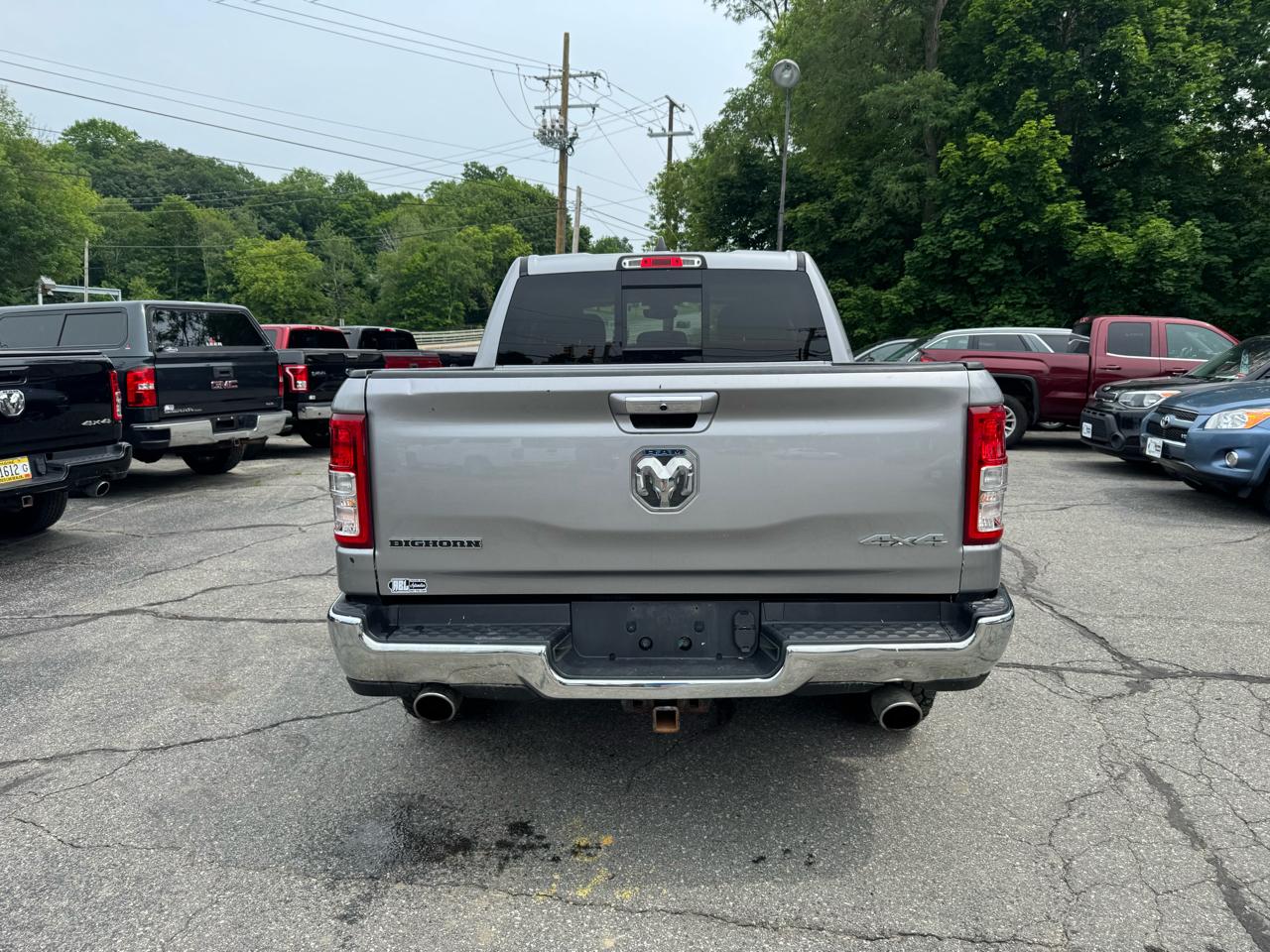 RAM 1500 Big Horn 4x4 Crew Cab 5'7" Box 2020