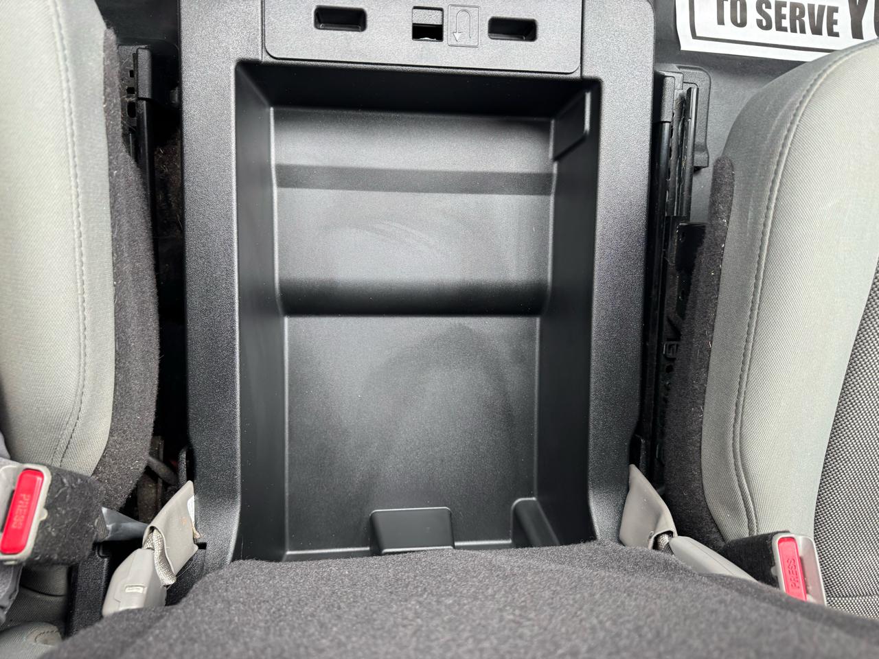 Ford F-150 4WD Reg Cab 141" XLT 2016