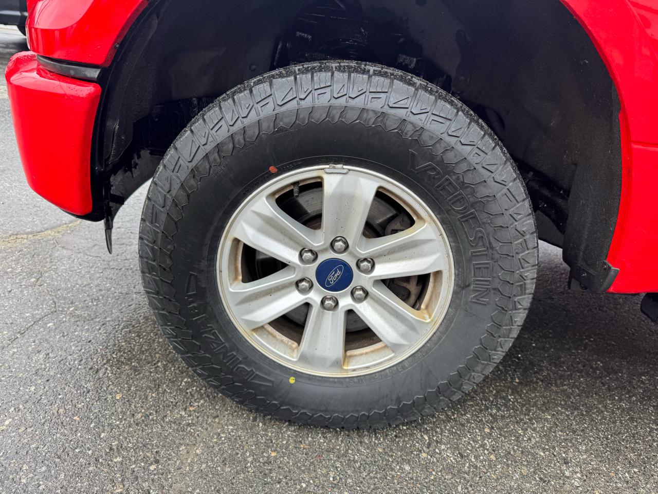 Ford F-150 4WD Reg Cab 141" XLT 2016