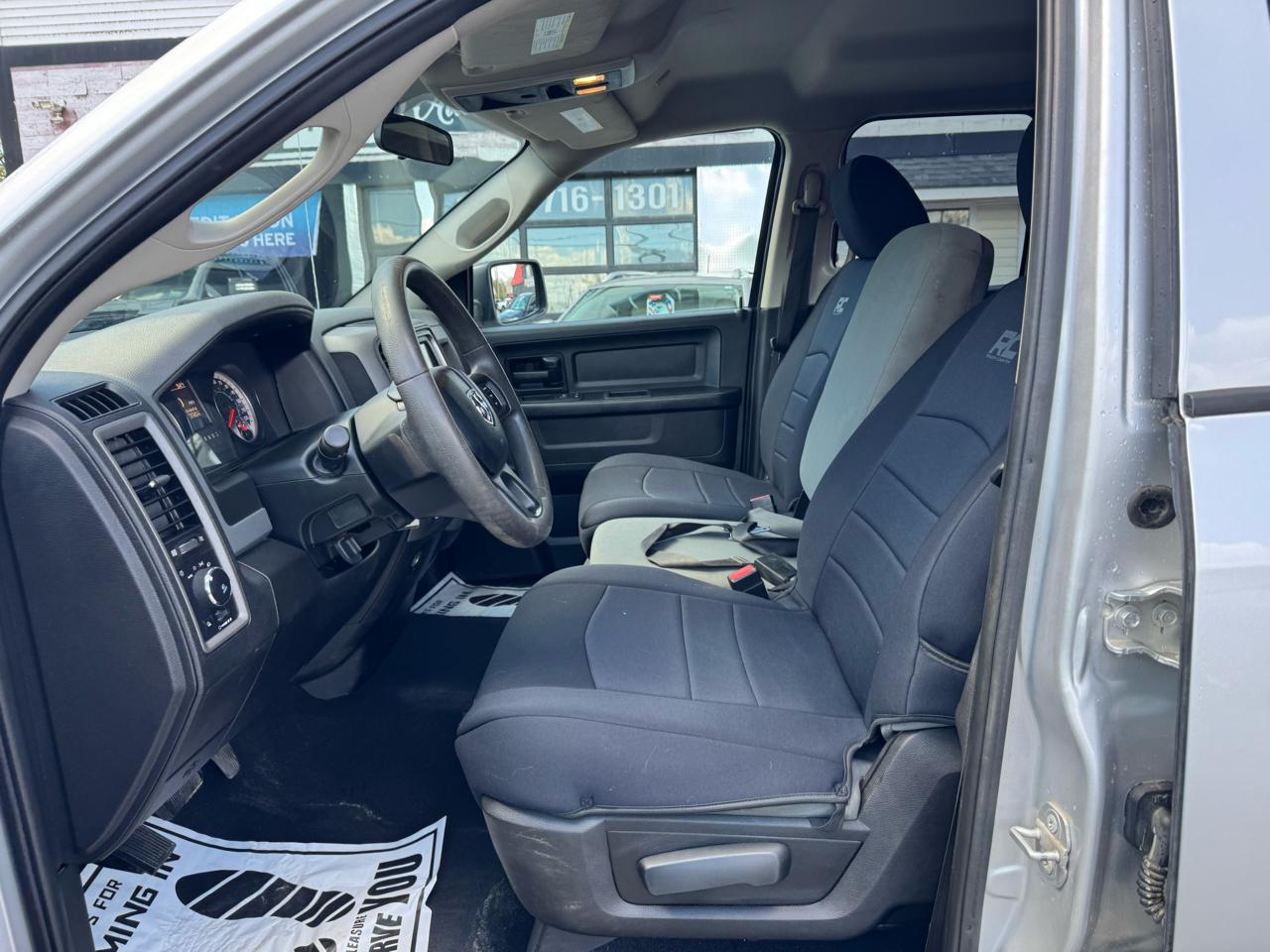 RAM 1500 Classic Express 4x4 Quad Cab 6'4" Box 2019