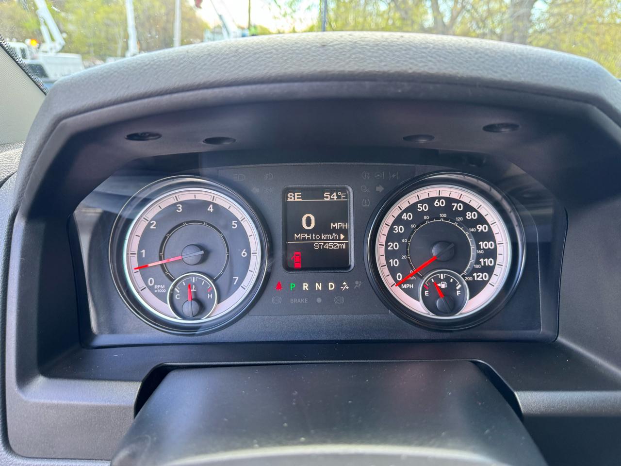 RAM 1500 Classic Express 4x4 Quad Cab 6'4" Box 2019