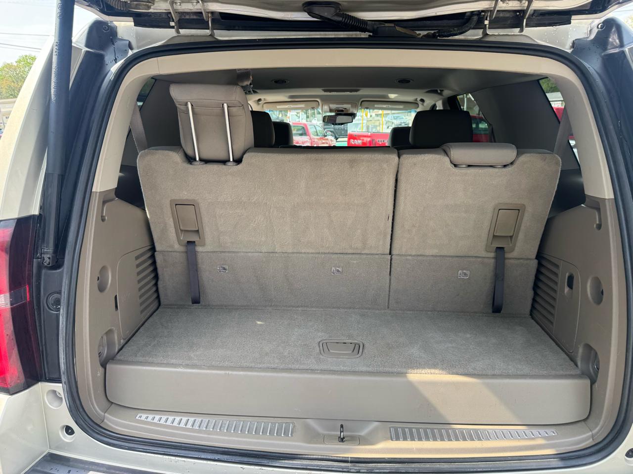 Chevrolet Tahoe 4WD 4dr LT 2016