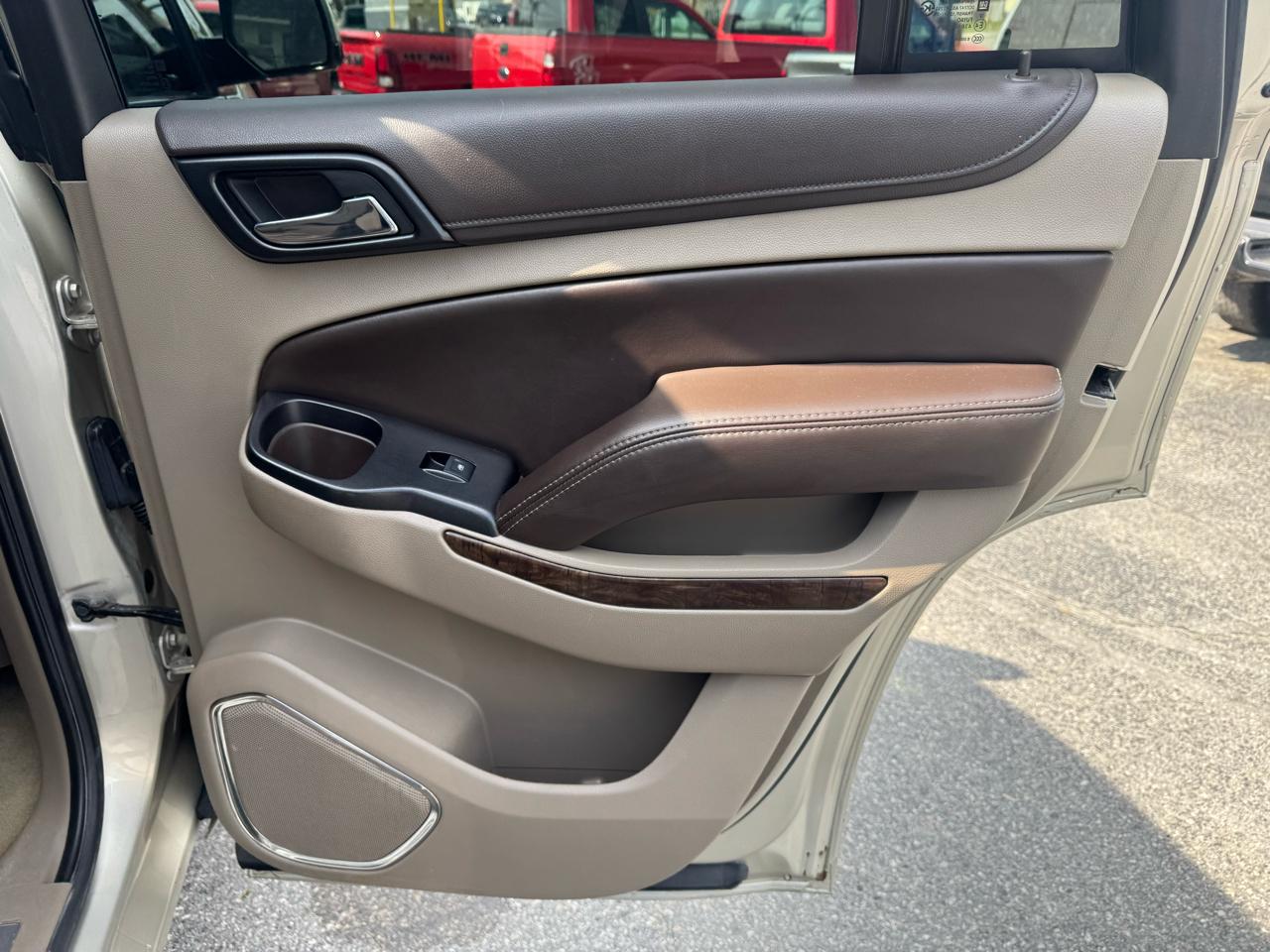 Chevrolet Tahoe 4WD 4dr LT 2016