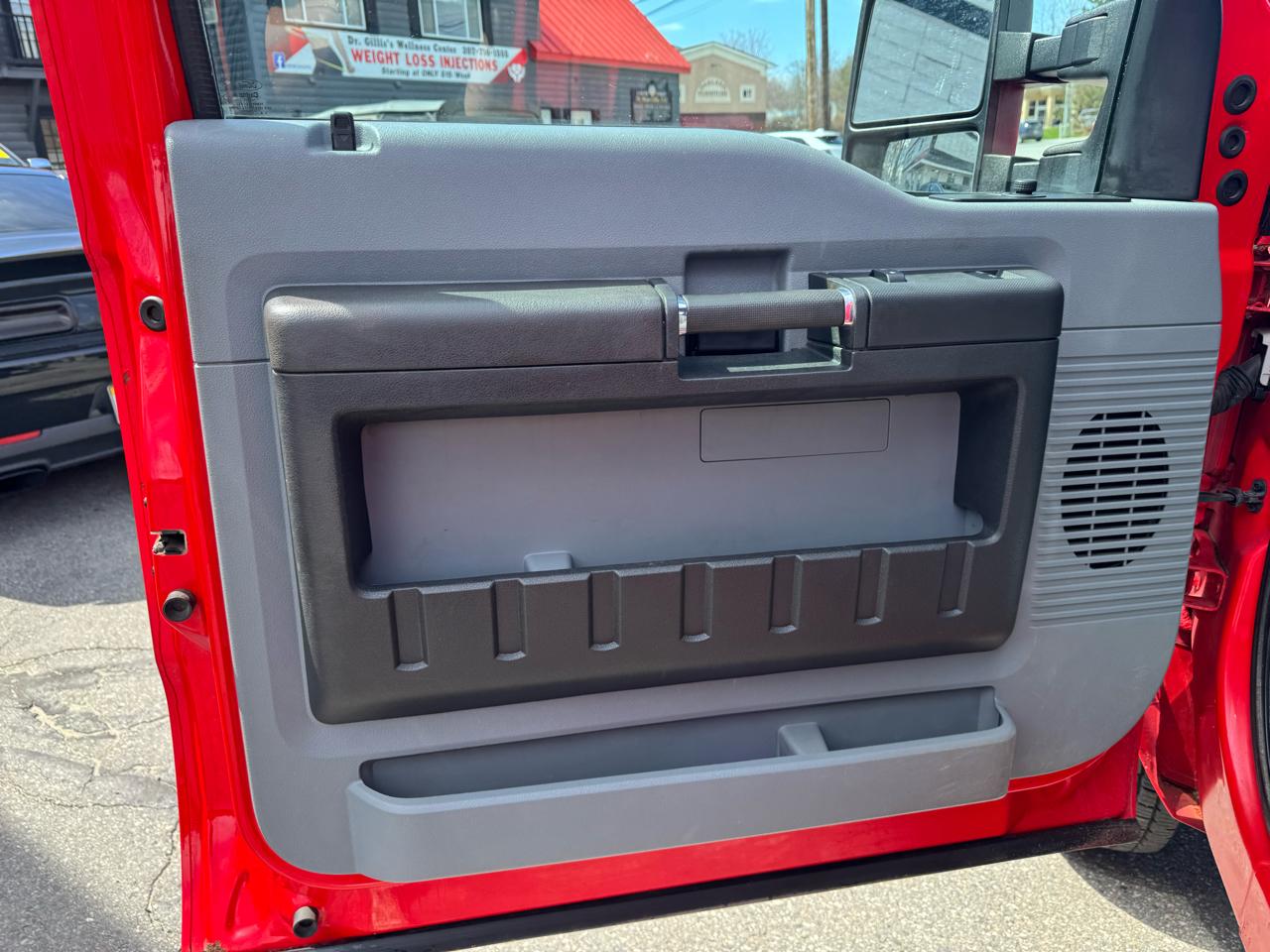 Ford Super Duty F-250 SRW 4WD Reg Cab 137" XL 2016