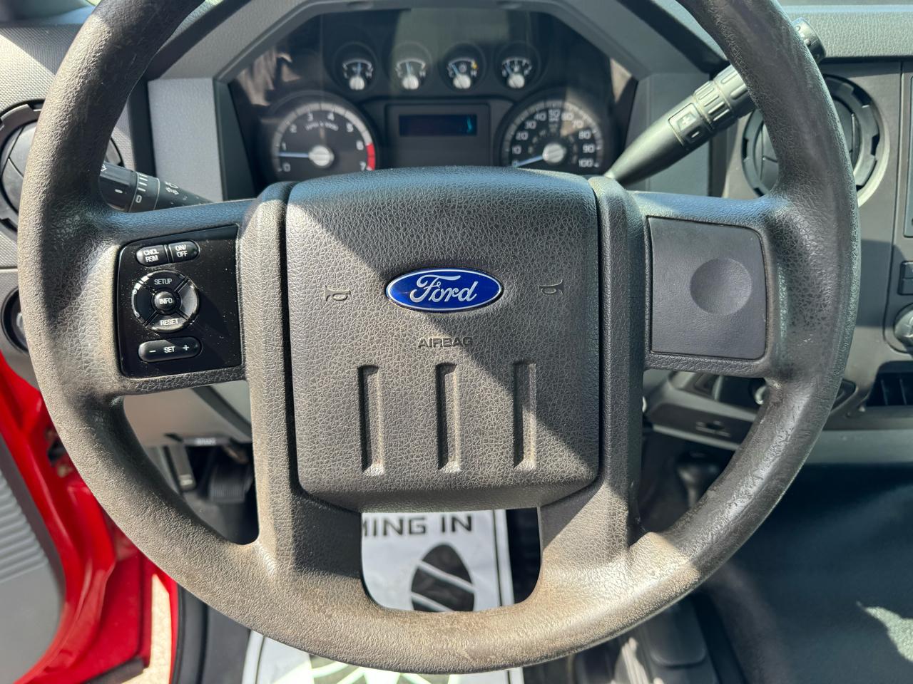 Ford Super Duty F-250 SRW 4WD Reg Cab 137" XL 2016