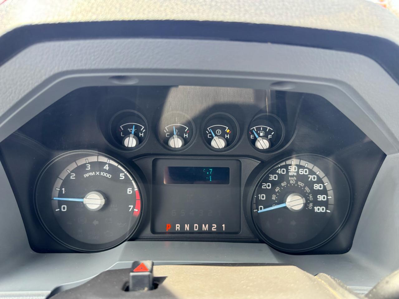 Ford Super Duty F-250 SRW 4WD Reg Cab 137" XL 2016