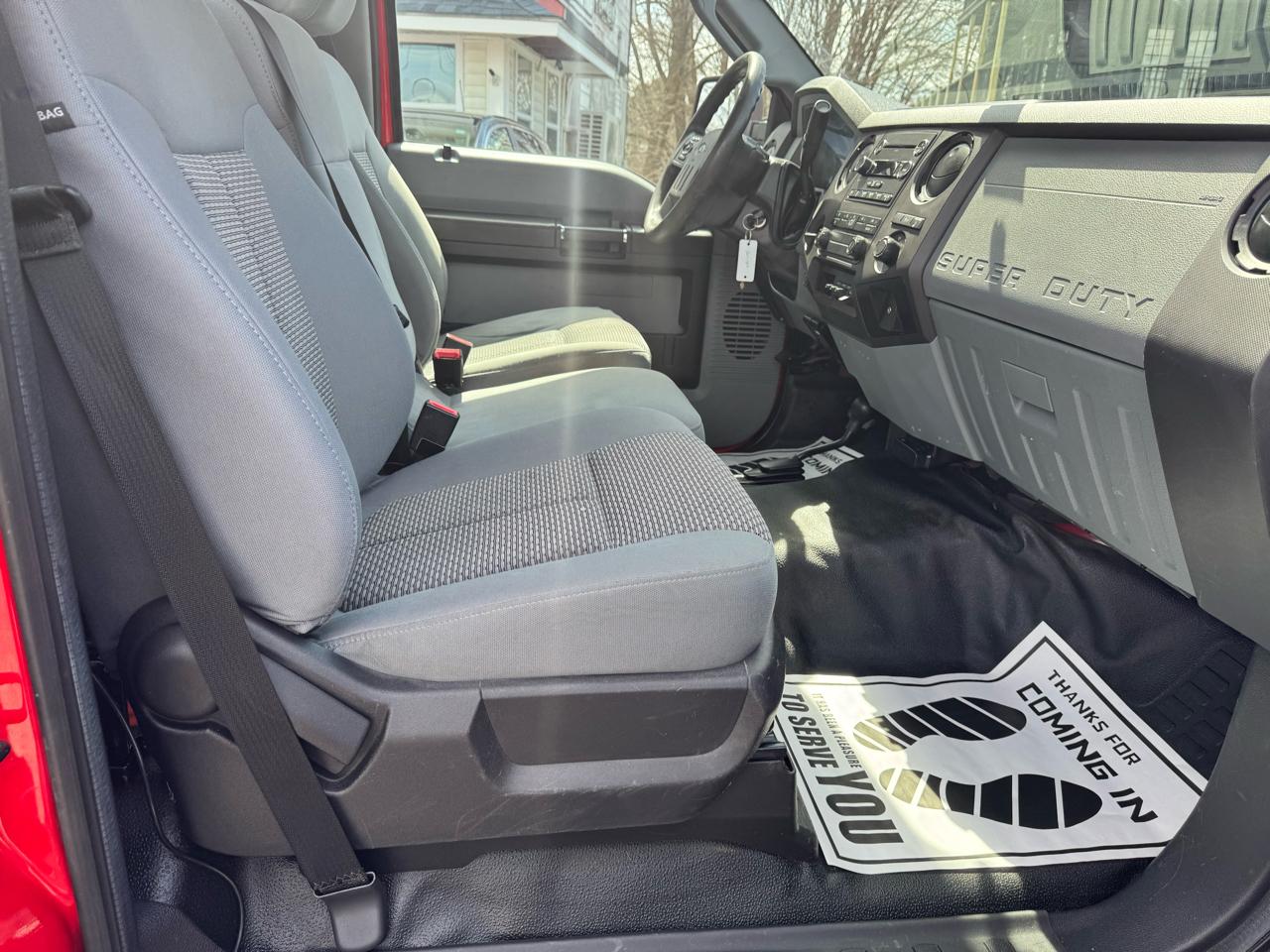 Ford Super Duty F-250 SRW 4WD Reg Cab 137" XL 2016