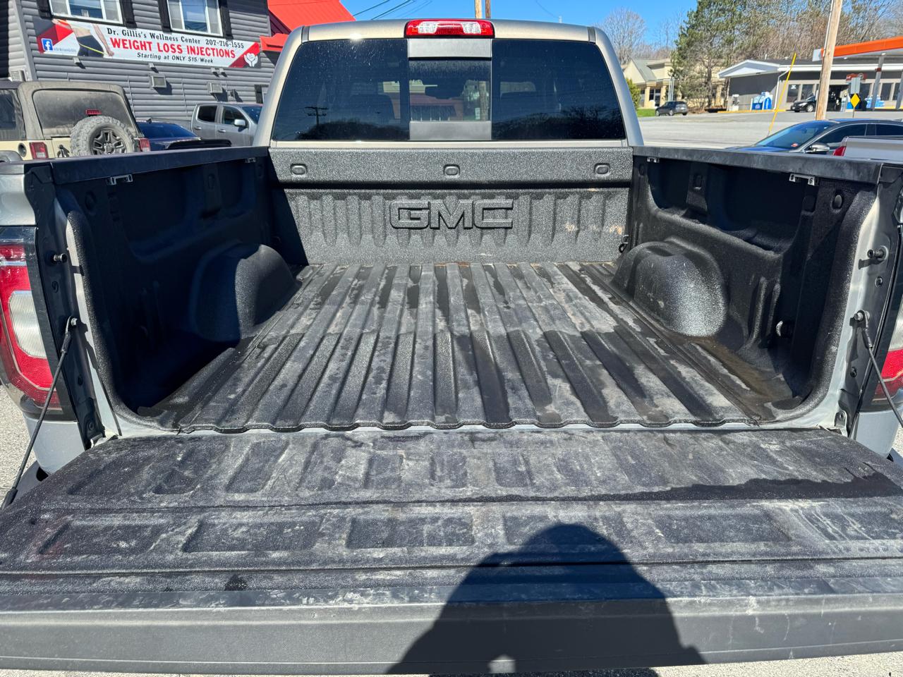 GMC Sierra 1500 4WD Crew Cab 143.5" SLT 2017