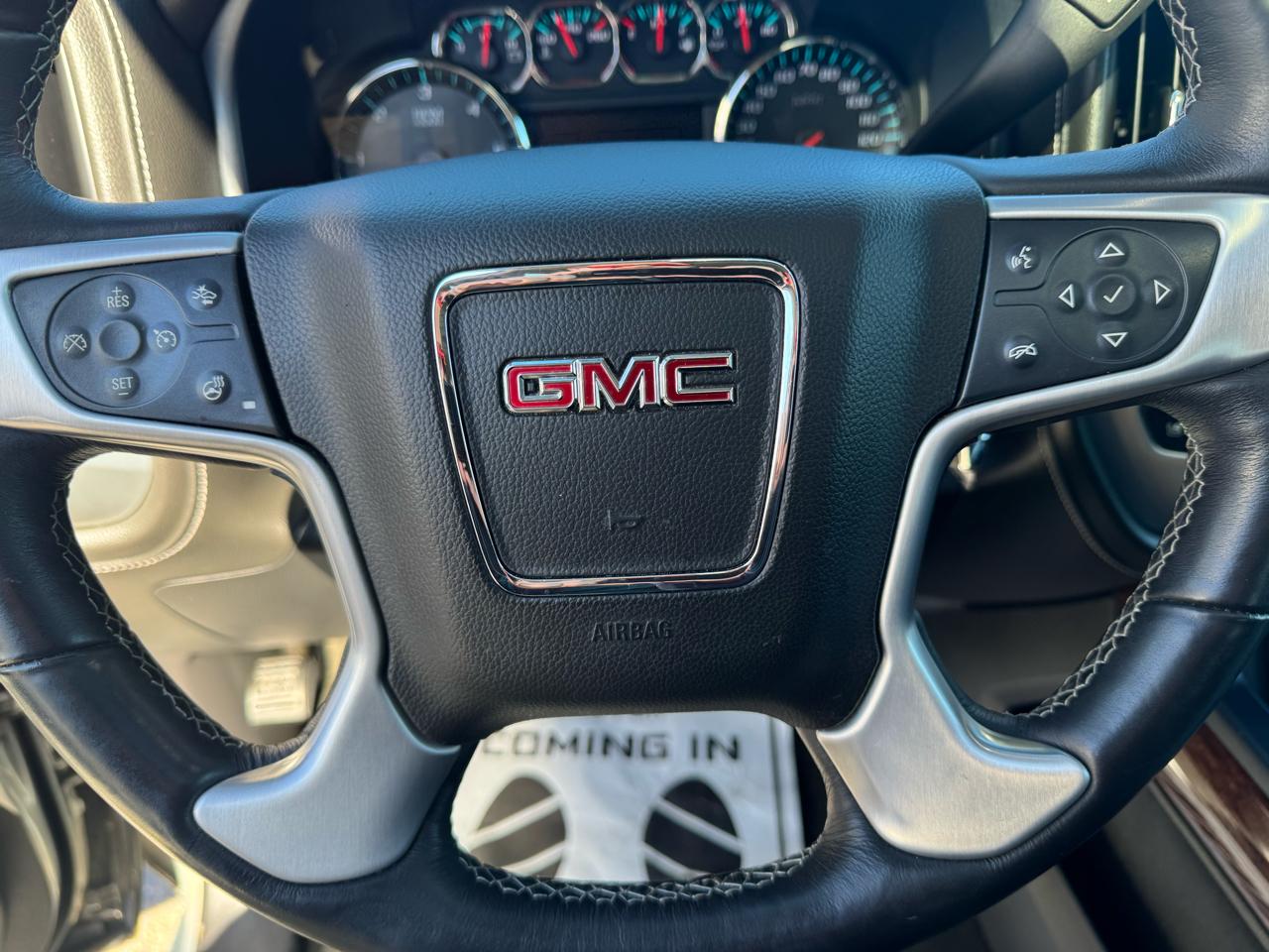 GMC Sierra 1500 4WD Crew Cab 143.5" SLT 2017