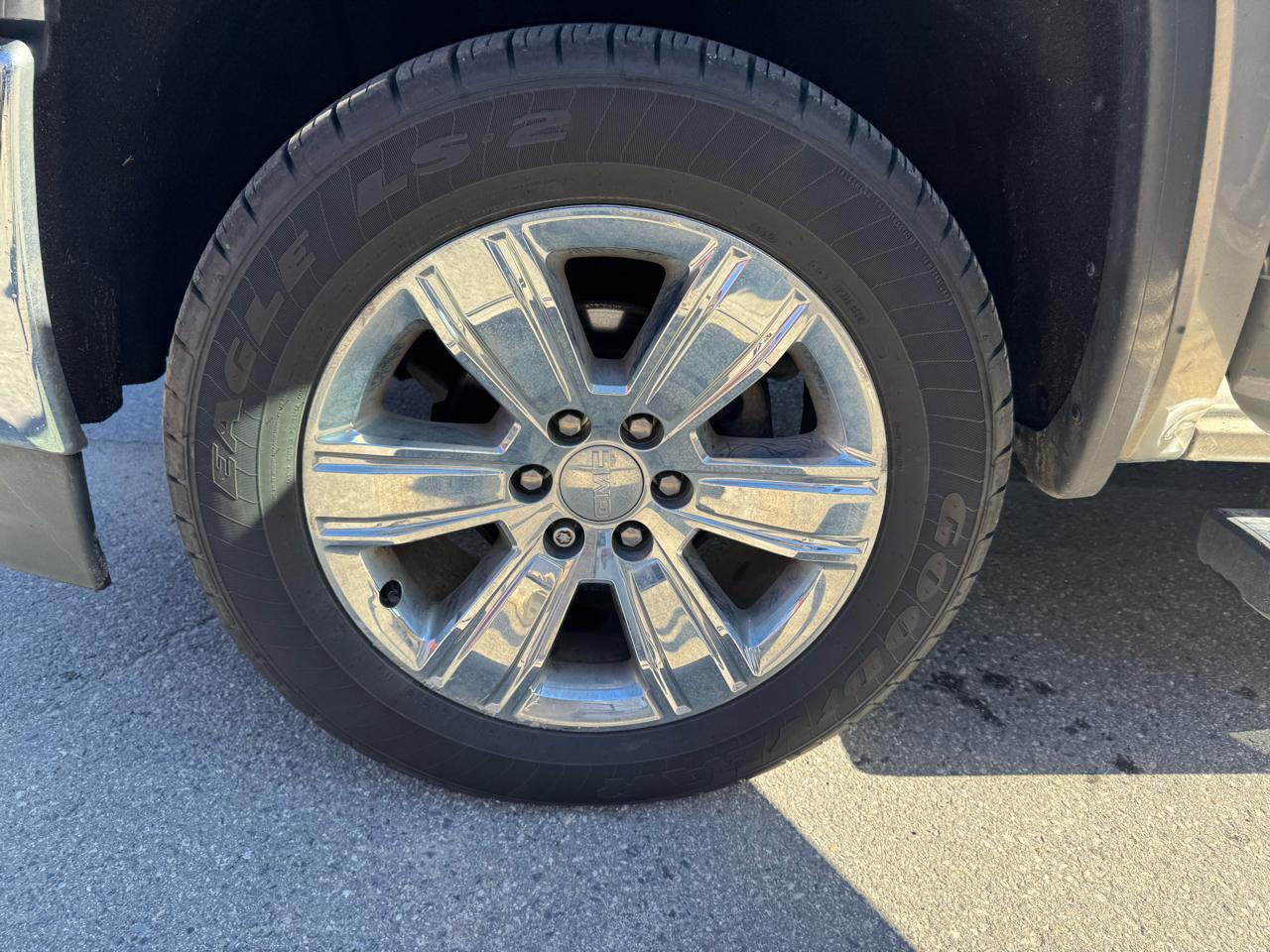 GMC Sierra 1500 4WD Crew Cab 143.5" SLT 2017