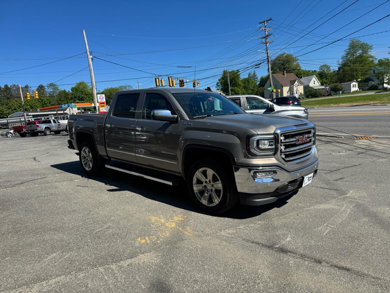 GMC Sierra 1500 4WD Crew Cab 143.5" SLT 2017