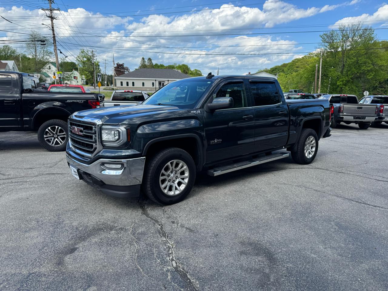 View vehicle photo 2