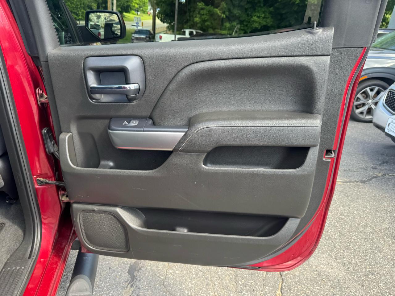 Chevrolet Silverado 1500 4WD Crew Cab 143.5" LT w/1LT 2018