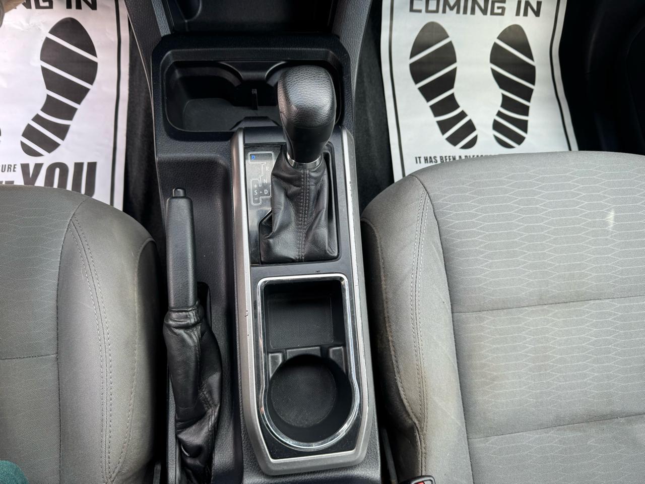 Toyota Tacoma SR5 Double Cab 5' Bed V6 4x4 AT (Natl) 2017