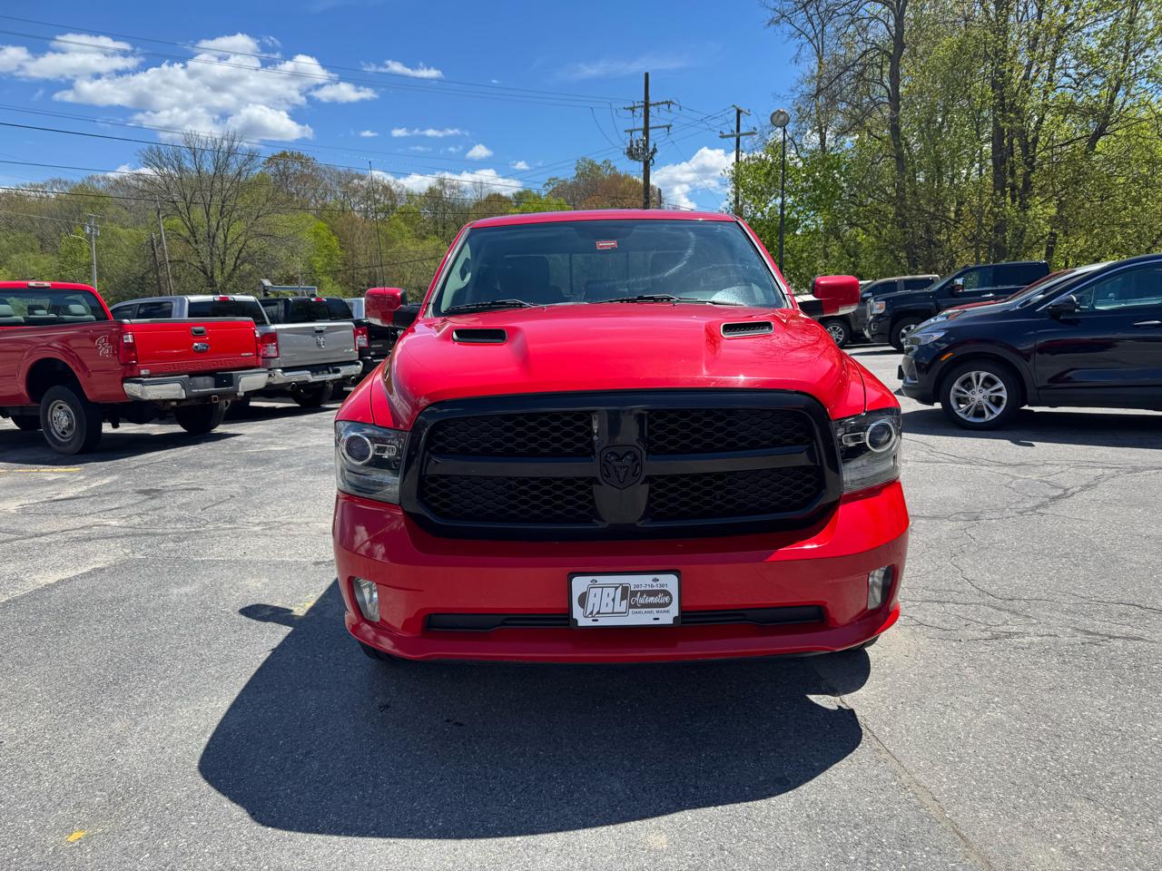 RAM 1500 Night 4x4 Quad Cab 6'4" Box 2017
