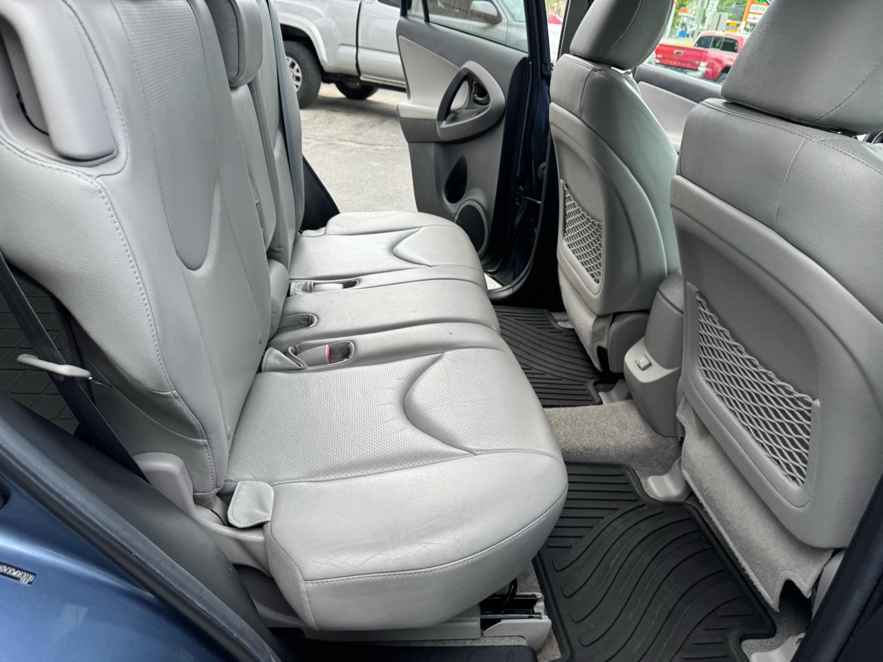 Toyota RAV4 4WD 4dr V6 Limited (Natl) 2012