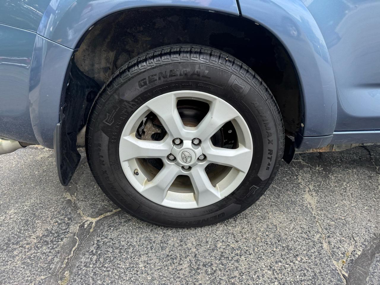 Toyota RAV4 4WD 4dr V6 Limited (Natl) 2012