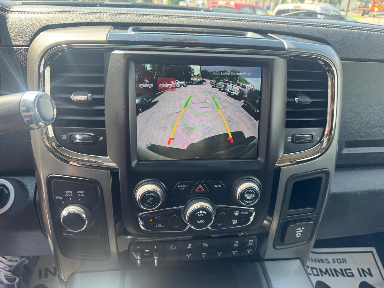 RAM 2500 Big Horn 4x4 Crew Cab 6'4" Box 2017