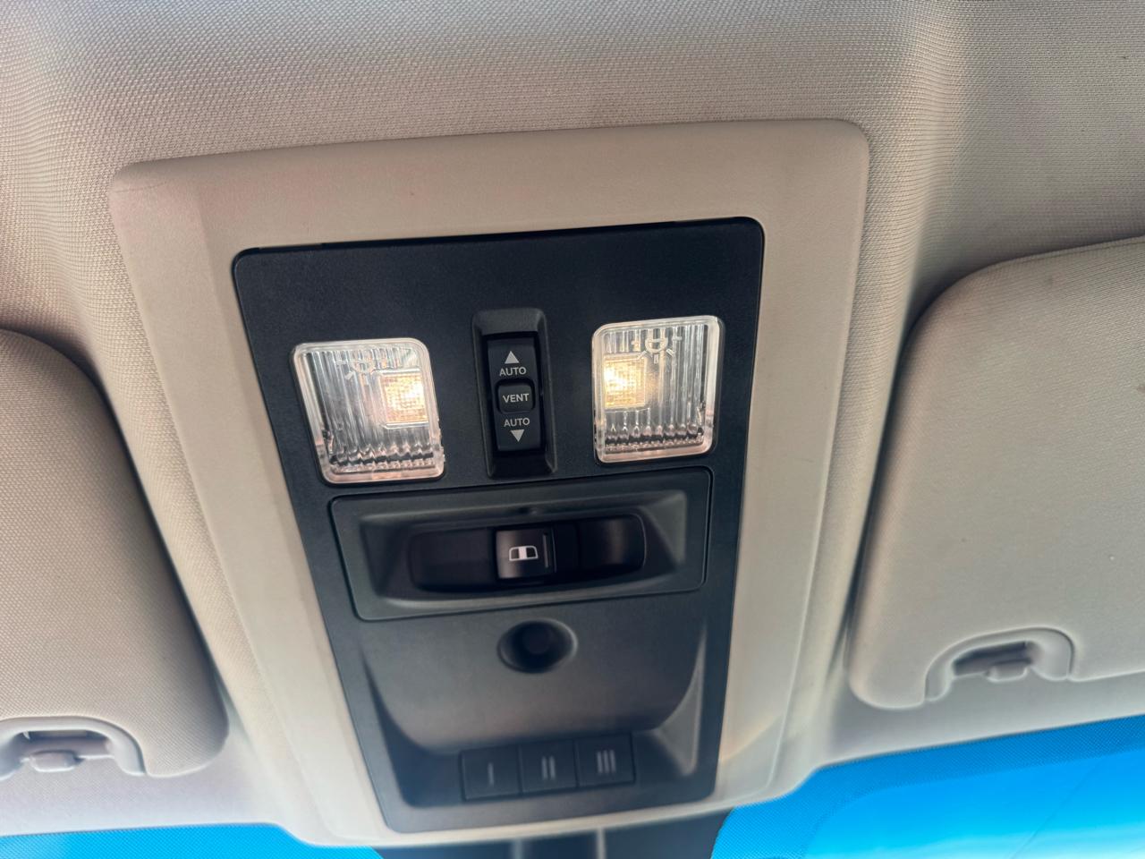 RAM 2500 Big Horn 4x4 Crew Cab 6'4" Box 2017