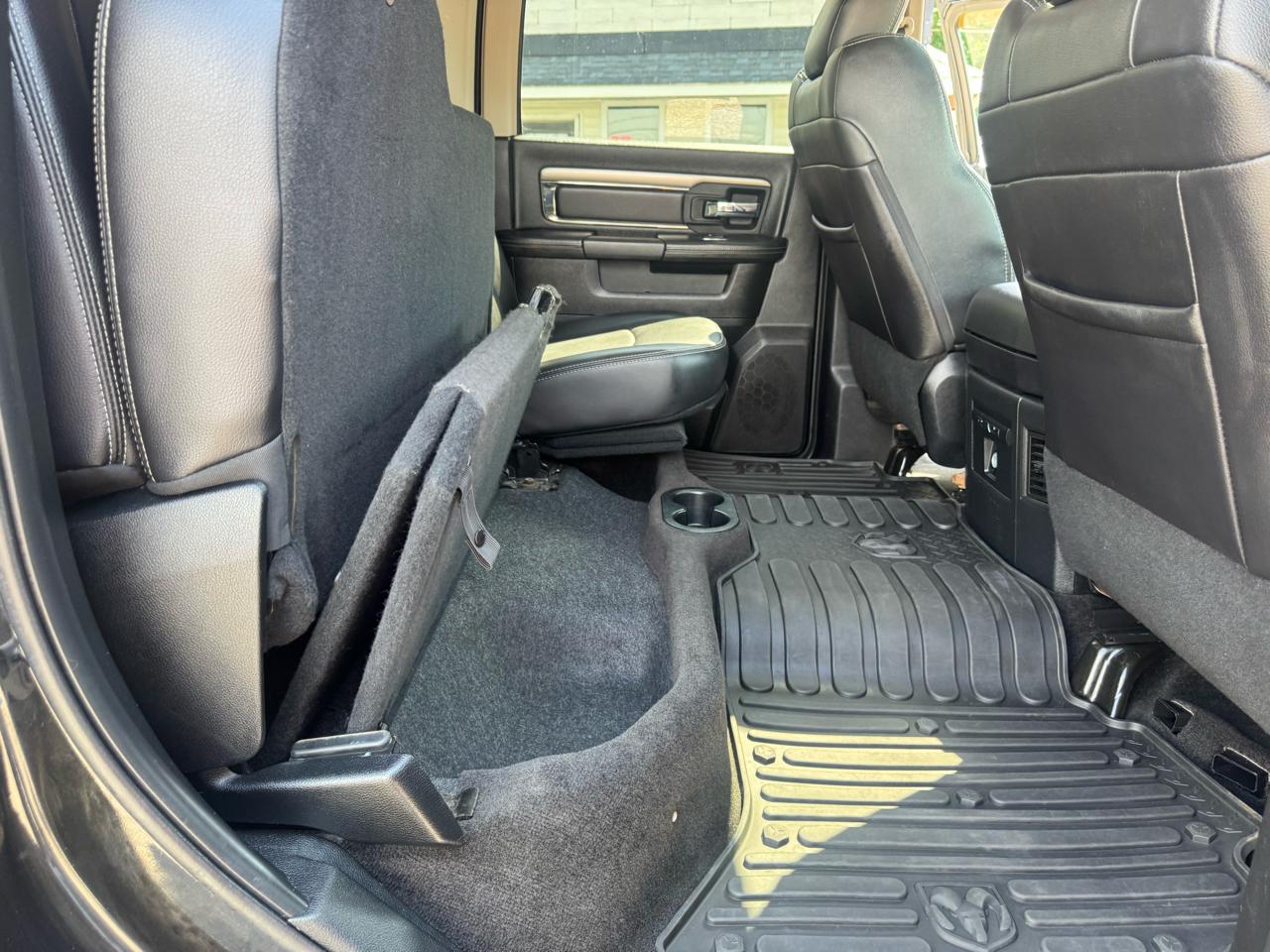 RAM 2500 Big Horn 4x4 Crew Cab 6'4" Box 2017