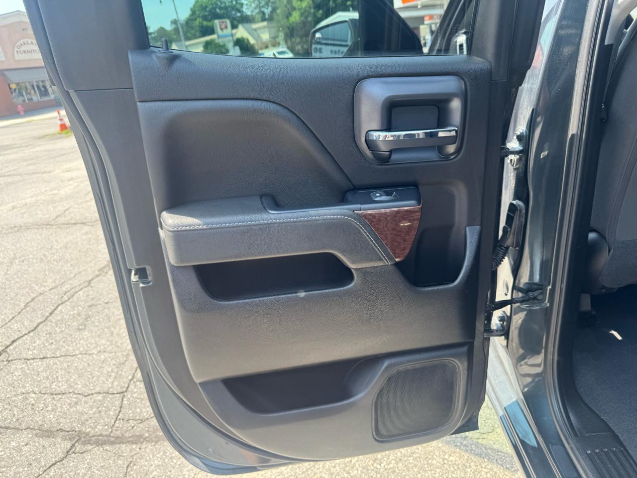 GMC Sierra 1500 Limited 4WD Double Cab SLE 2019