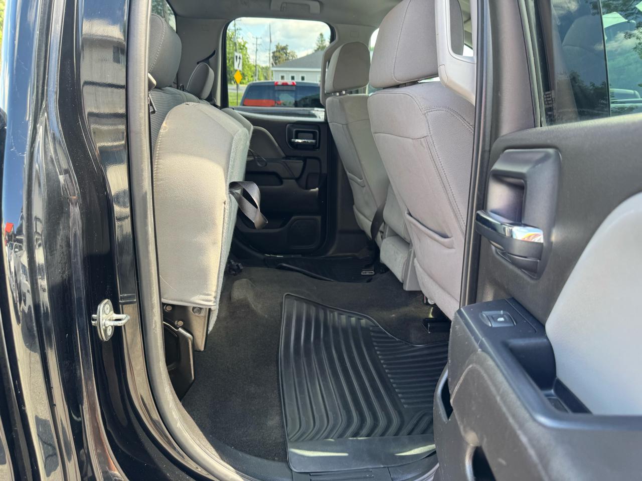 Chevrolet Silverado 1500 4WD Double Cab 143.5" Custom 2018