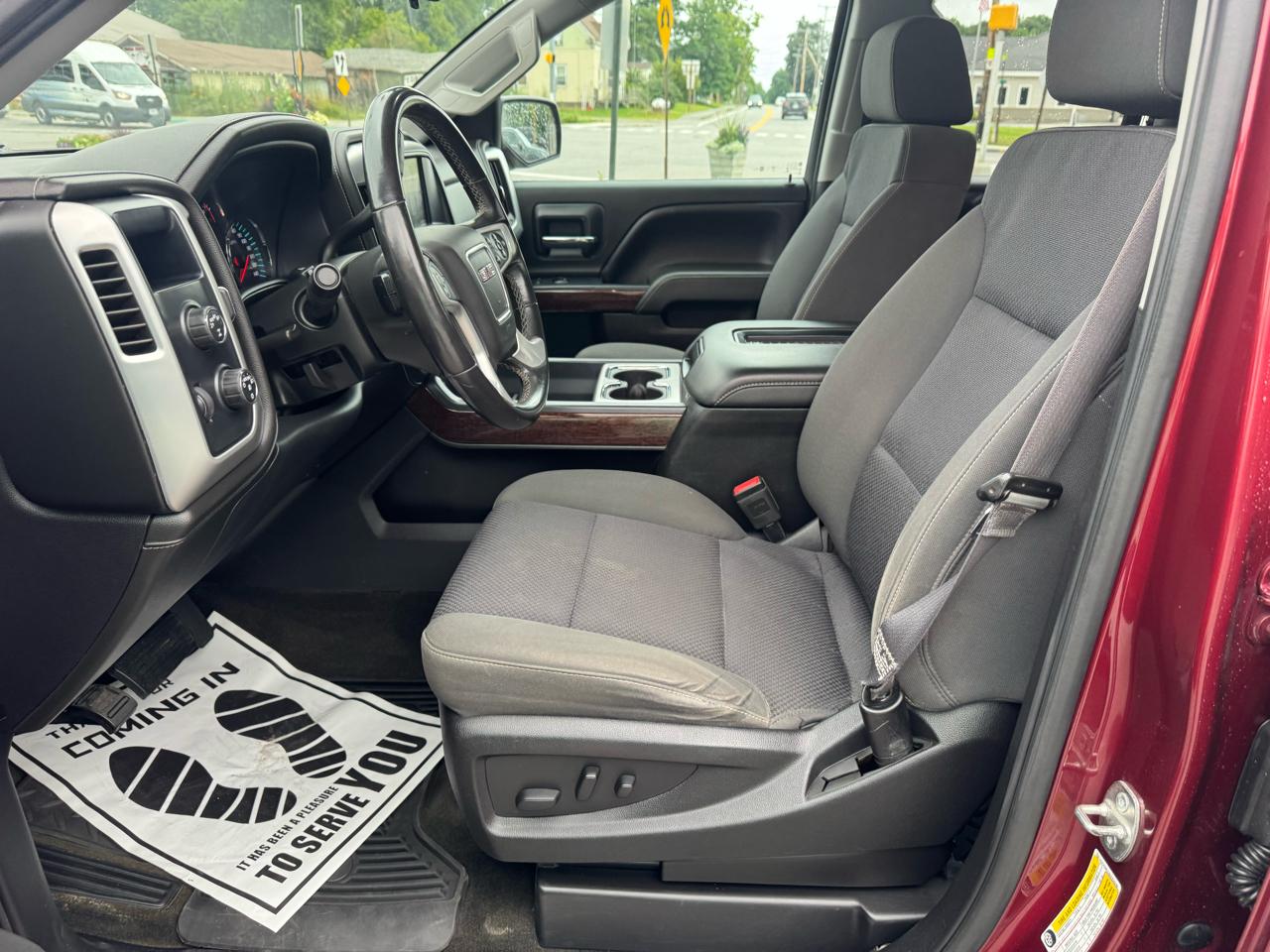 GMC Sierra 1500 4WD Double Cab 143.5" SLE 2017