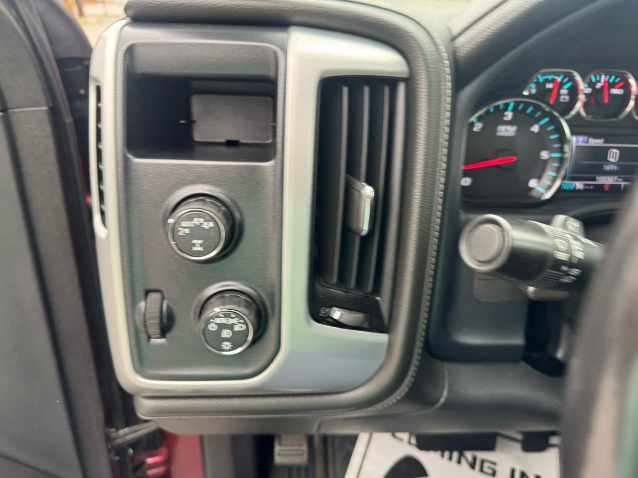 GMC Sierra 1500 4WD Double Cab 143.5" SLE 2017