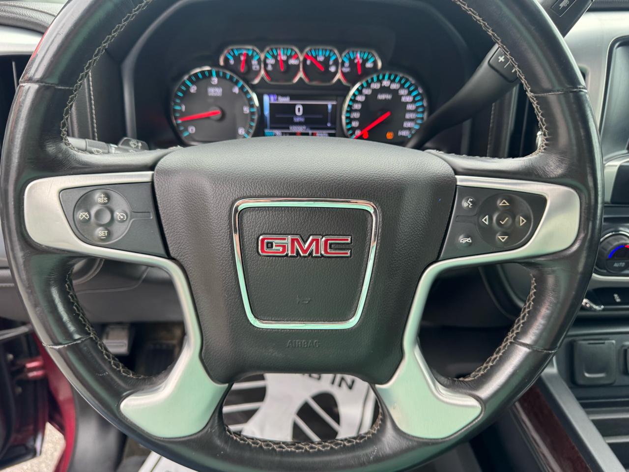 GMC Sierra 1500 4WD Double Cab 143.5" SLE 2017
